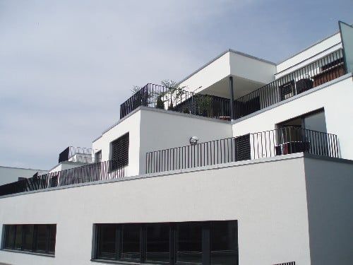 Mitten im Stadtzentrum mit grosser Terrasse! - Aussenansicht