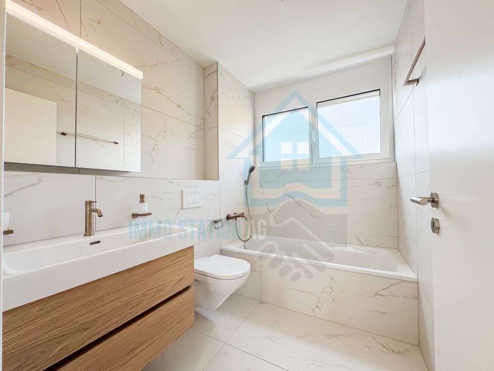 Neuwertige 3.5-Zimmer-Neubauwohnung mit Balkon und Top-Ausstattung - Bad/WC