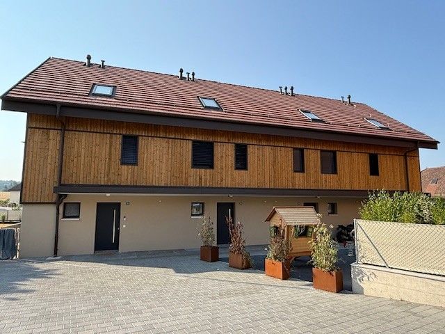 Belle maison mitoyenne neuve de 5 pièces à Montagny – disponible immédiatement - Bild 1