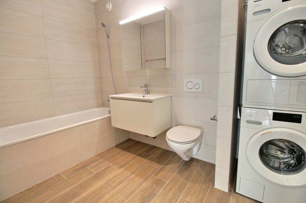 Exceptionnel appartement de 3.5 pièces à louer à Marly ! - Salle de bain