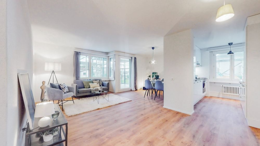 Erstvermietung von modern renovierten 4.5-Zimmerwohnungen mit 15m2 Balkon - Bild 1