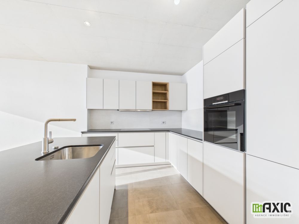 A vendre!!! 2 Magnifiques Attiques de 3.5 pièces en PPE. - Bild 2