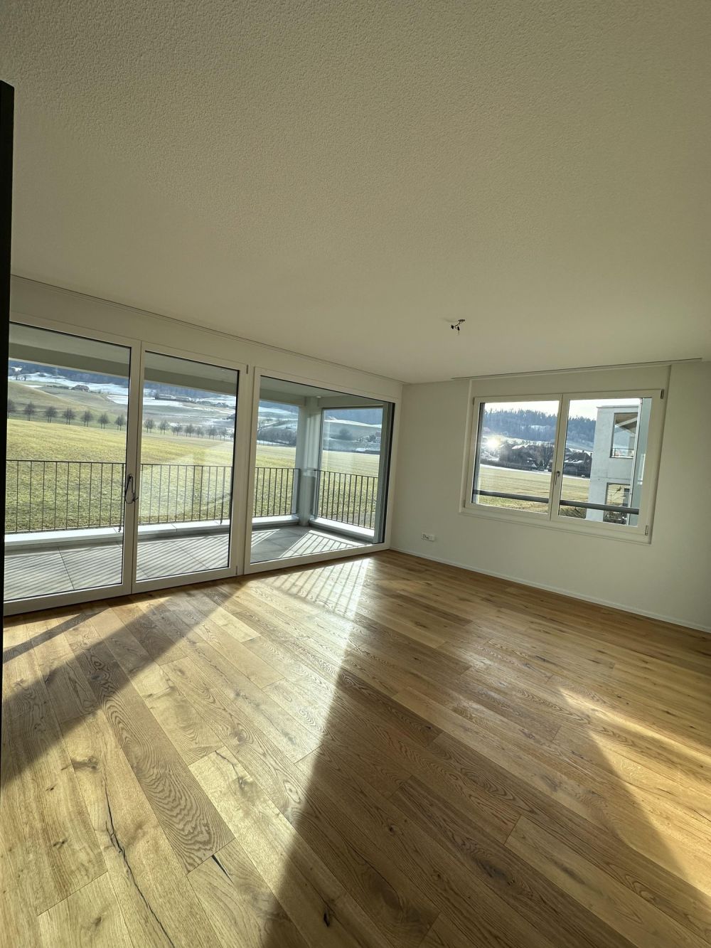 Neubauwohnung mit Blick ins Grüne - Bild 4