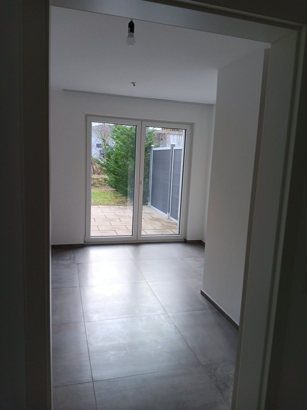 Grosszügige, moderne 3.5 Zimmer-Gartenwohnung im ländlichen Büsserach, nahe Basel. - Bild 8