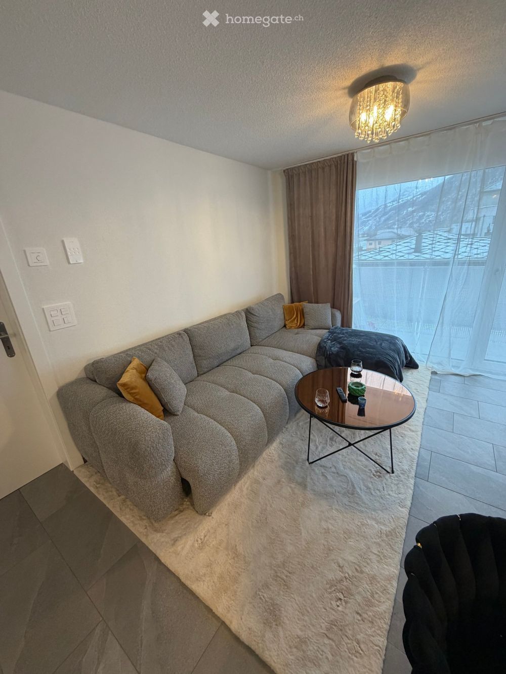 Moderno appartamento di 2,5 locali con vista panoramica a Steg-Hohtenn - Bild 2