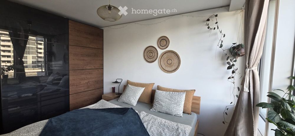 Modernes Zimmer mit privatem Bad & Bergblick - Bild 3