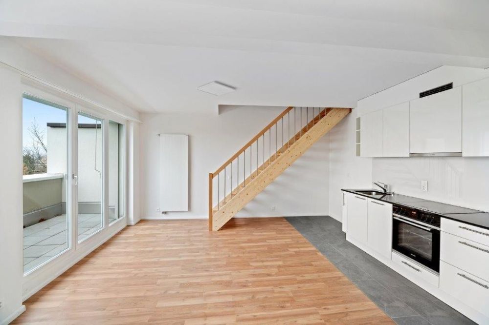 Renovierte Maisonettewohnung an ruhiger Wohnlage inmitten wunderbarer grüner Umgebung - Bild 4