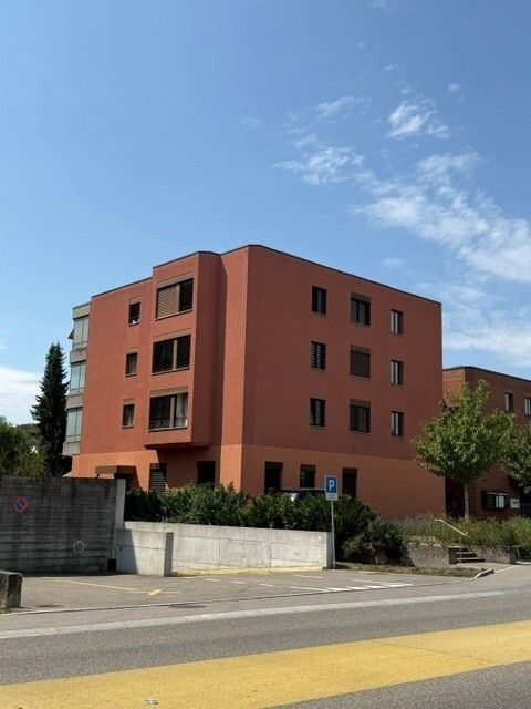 Erstvermietung: Stilvolle, hochwertige Wohnung neu bezugsbereit! - Ansicht_vorne_a.jpg