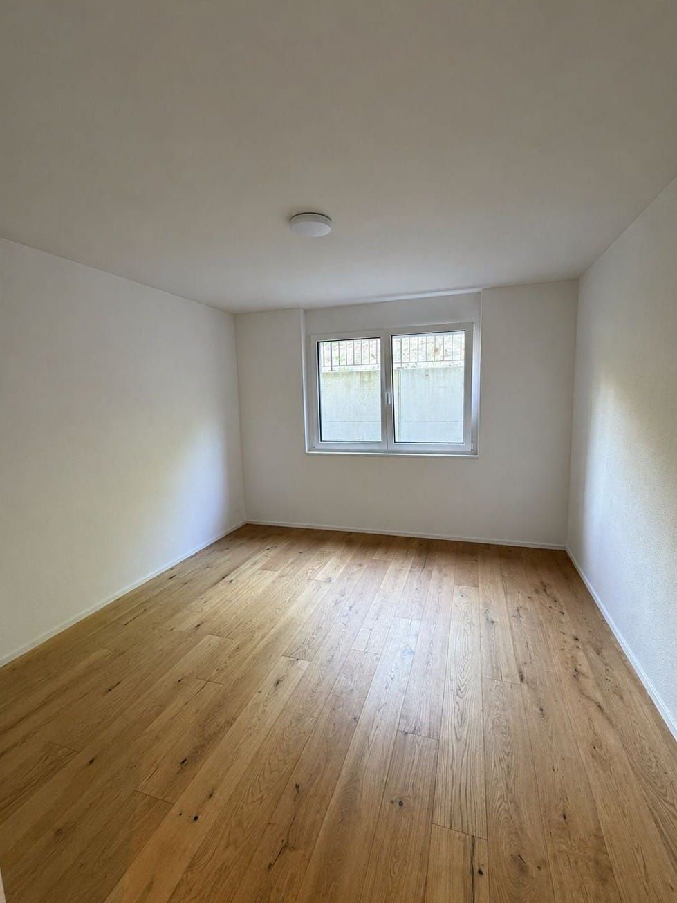 3.5-Zi-Gartenwohnung mit Terrasse in Schaffhausen - Bild 6