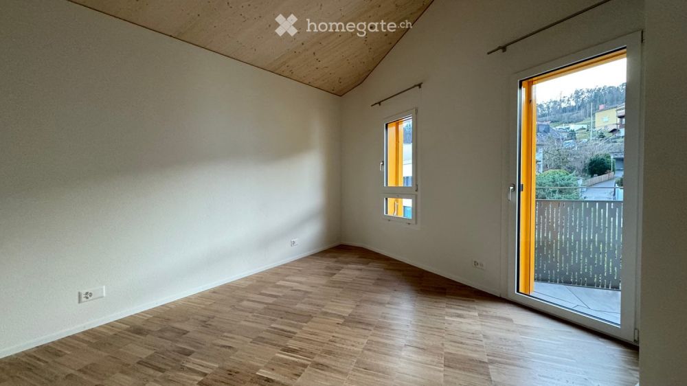 Moderne 3.5-Zimmer-Dachwohnung in Oberrieden mit Balkon und Garage - Bild 8