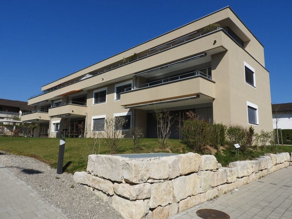 Moderne 3.5-Zimmer-Neubauwohnung an zentraler Lage - Aussenansicht