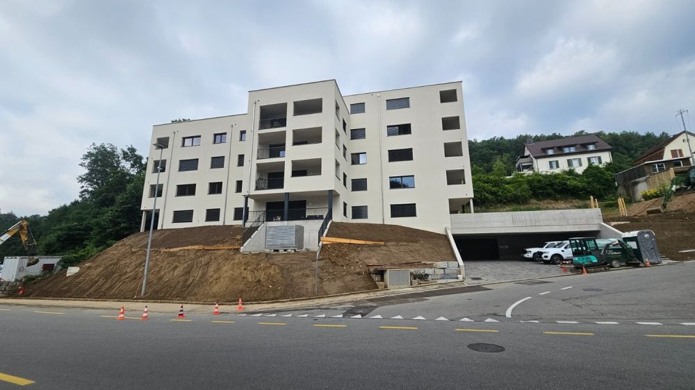 Moderne 2.5-Zimmer-Wohnung mit Terrasse in Schaffhausen - Bild 12