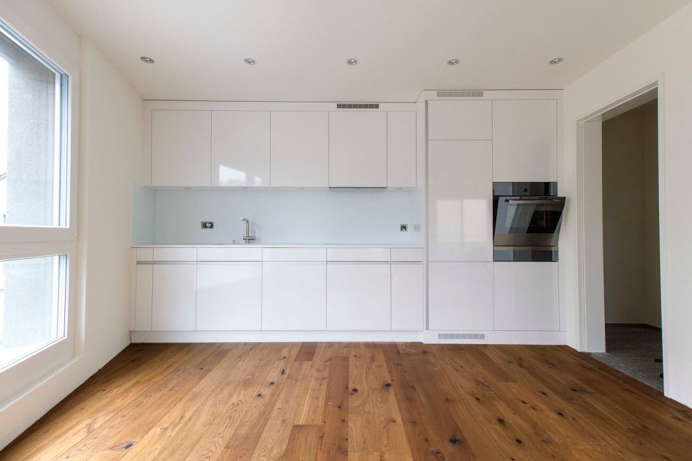 Stilvoll materialisierte und  helle Wohnung 200 m von der Marina entfernt - Bild 2