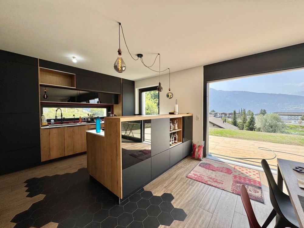 Maison neuve à Lens avec jardin et vue panoramique sur les montagnes et le lac - Bild 10