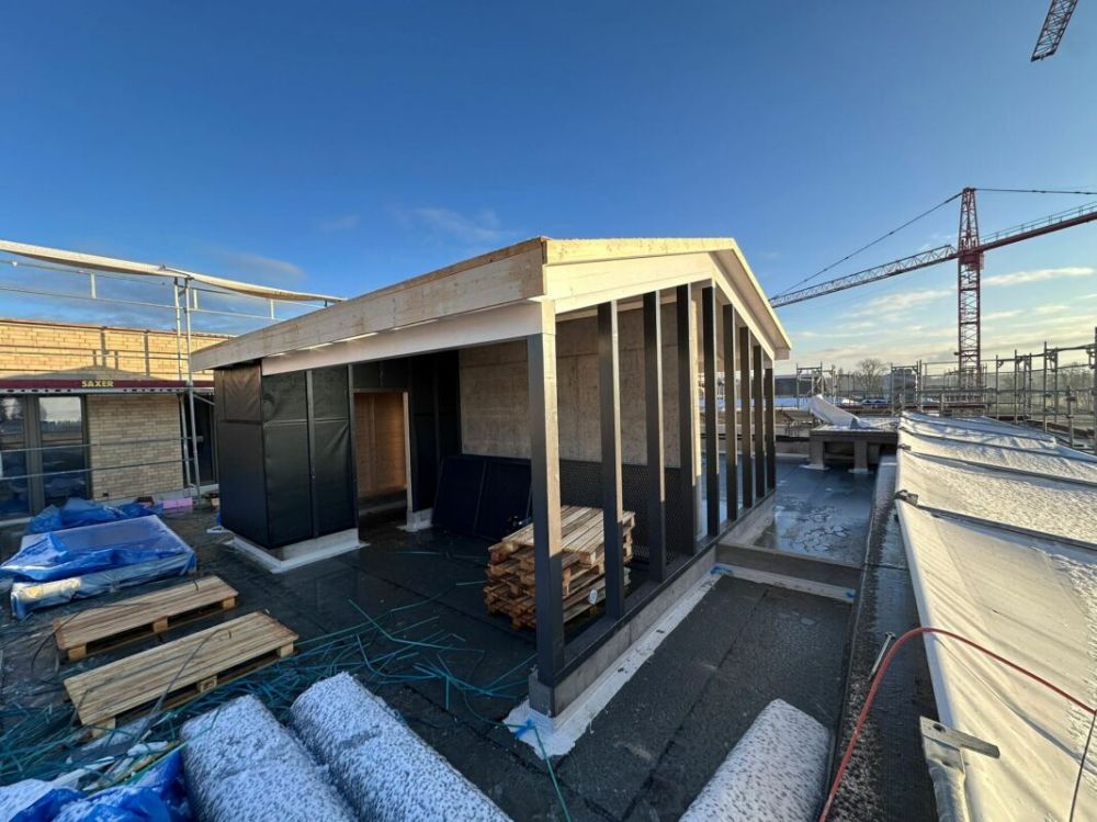 Ganz oben. Ganz frei. Ganz Zuhause - exklusive 4.5-Zi.-Attikawohnung in Berg - Bild 3