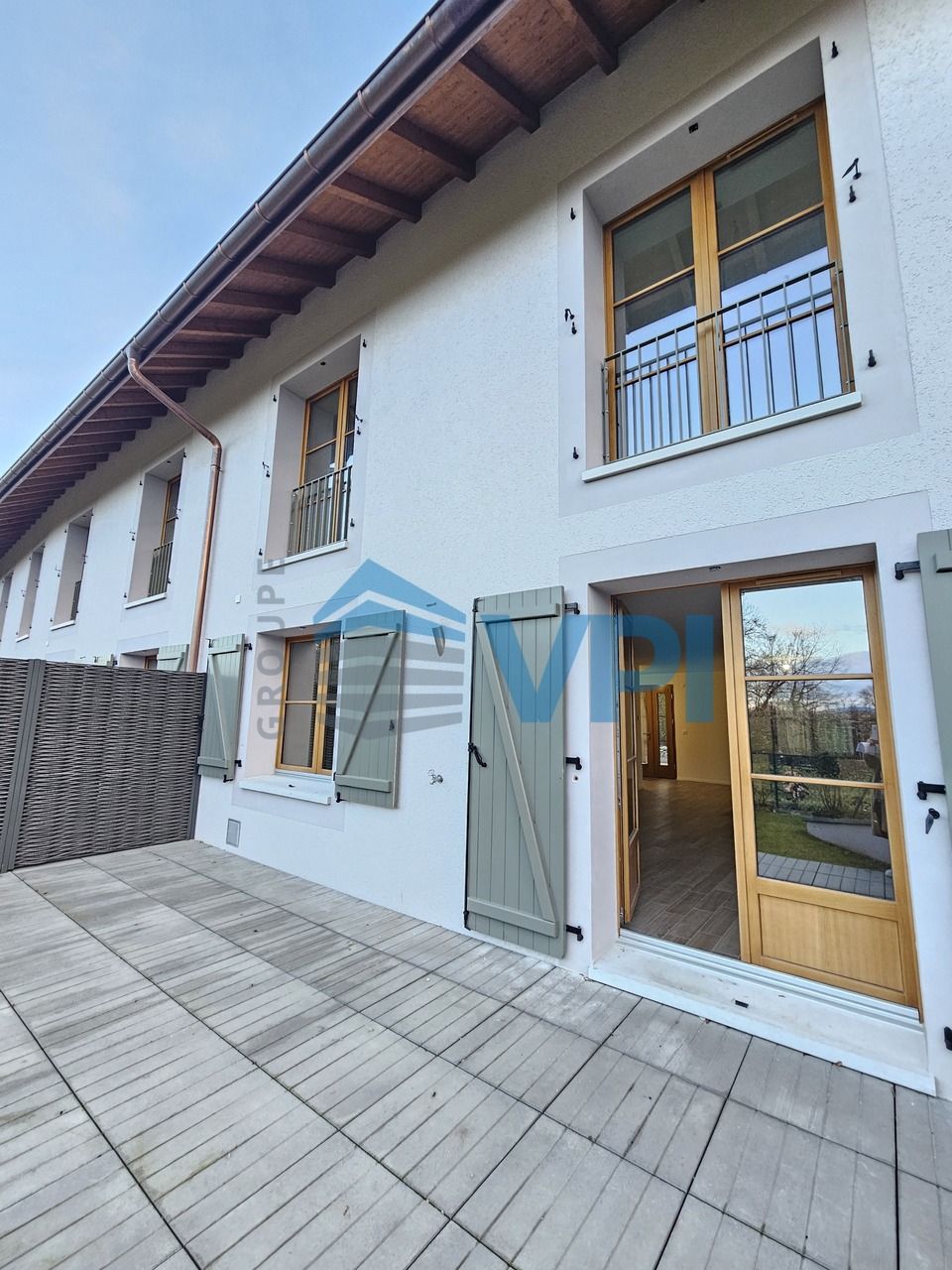 Superbe villa mitoyenne 6 pièces avec terrasse et jardin privatifs à B - Bild 6