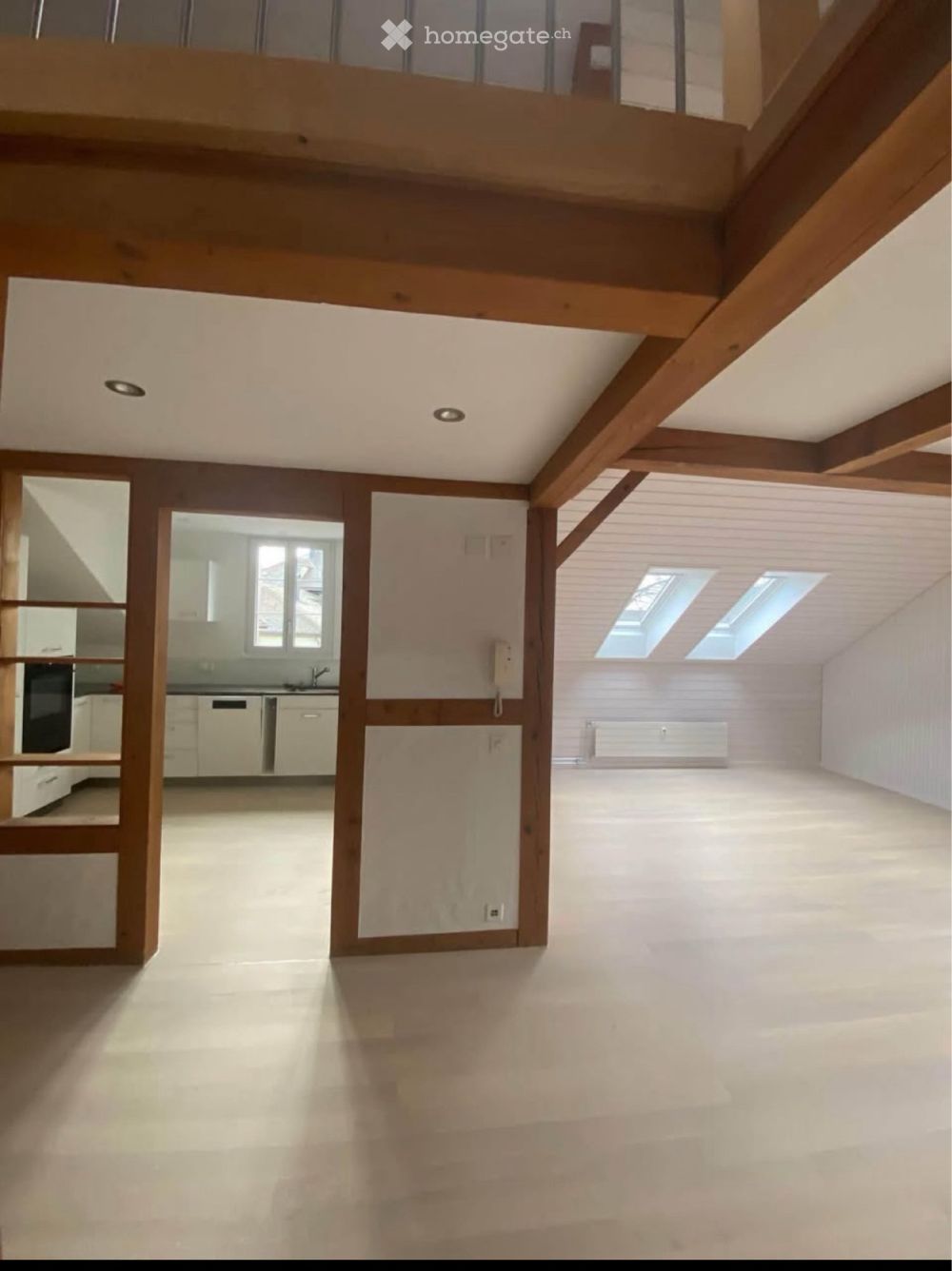 4.5 Galerie-Wohnung im Herzen Langnau - Bild 3