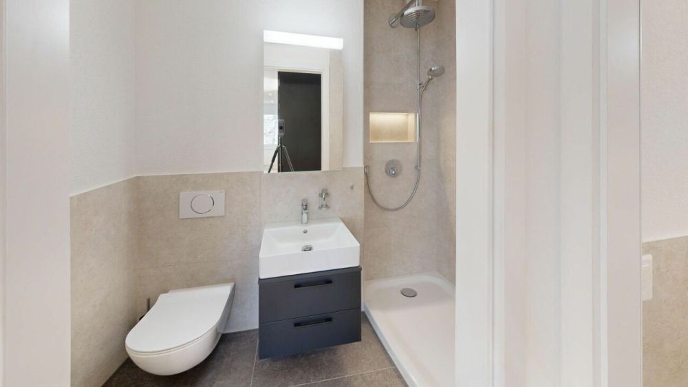 Stilvoll Kernsaniert: Grosszügige 5.5-Zimmer Wohnung in Zollikofen - Bild 4