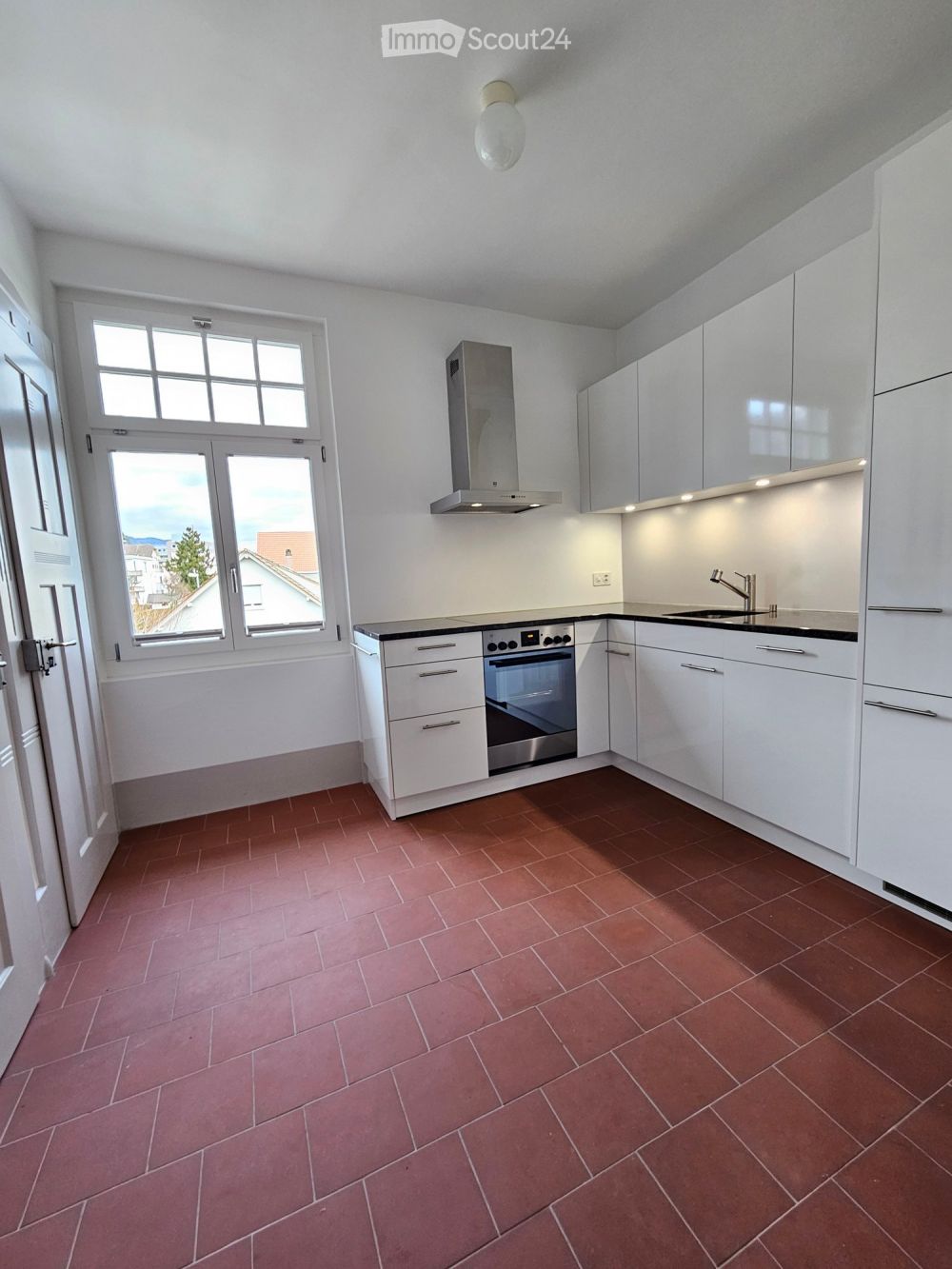 4 Zimmer-Wohnung mit Balkon und toller Aussicht - Bild 8