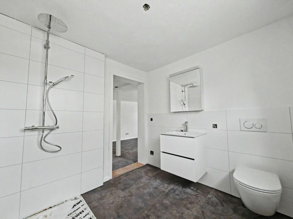 Top sanierte 2.5-Zimmer-Wohnung - Bild 2