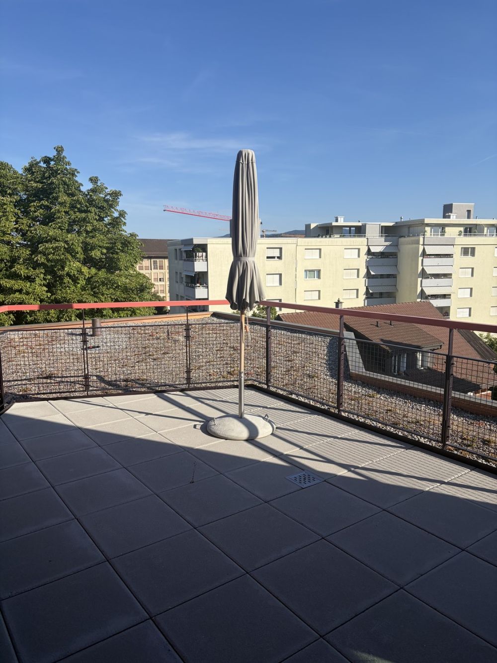 Lichtdurchflutete Neubauwohnung mit Balkon & hochwertiger Ausstattung in Top Lage in Dietikon - Bild 6