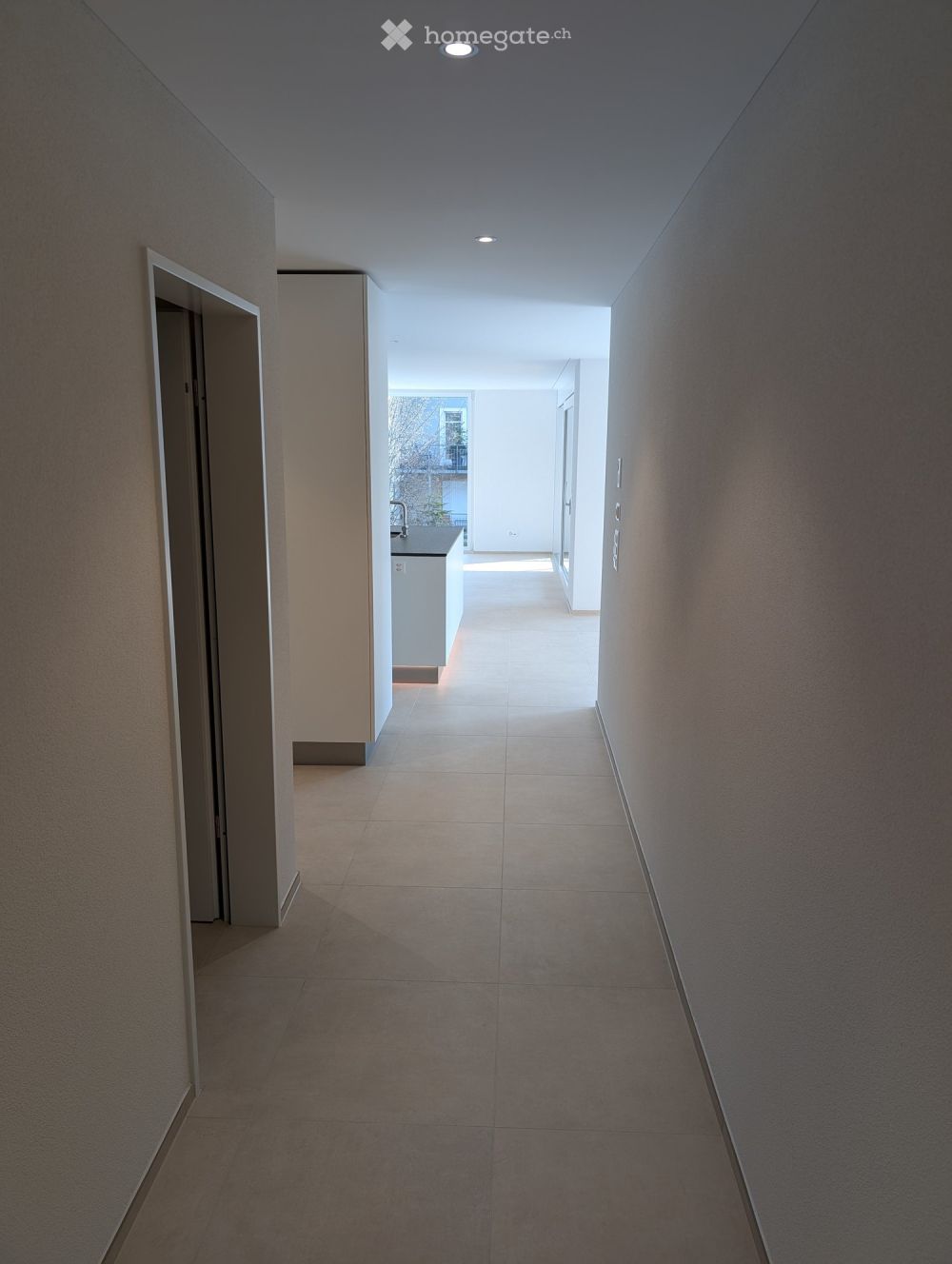 Wunderschöne 4.5-Zimmer-Wohnung im Eigentumsstandard an zentraler Lage im Dorfzentrum - Bild 8