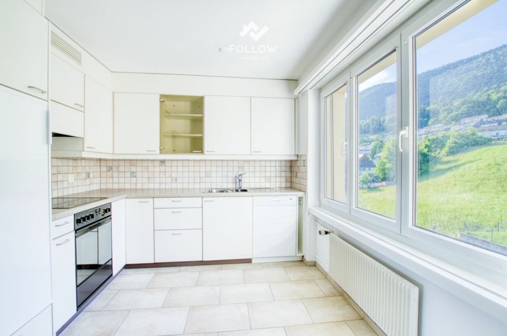 Erstbezug nach Modernisierung: 4.5-Zimmer-Wohnung mit atemberaubender Weitsicht - Bild 6