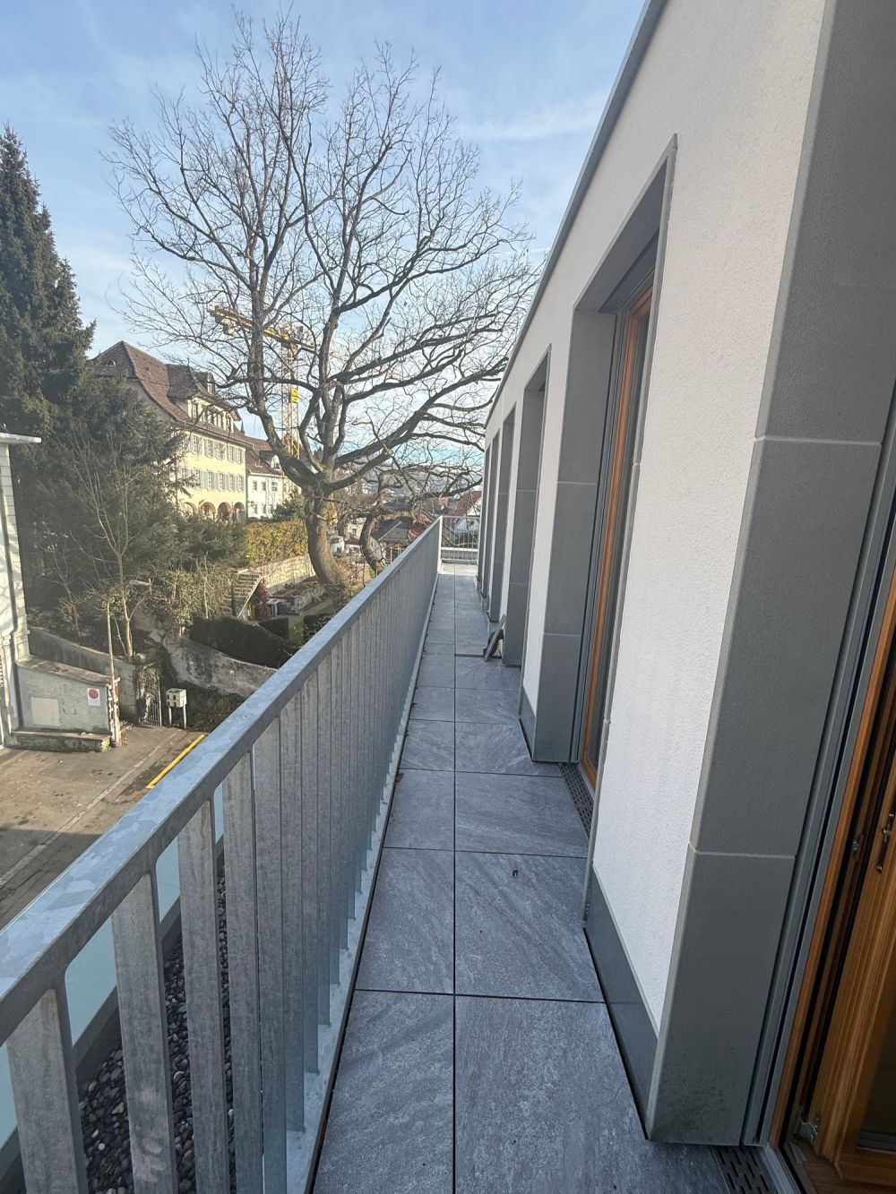 2.5-Zimmer-Attikawohnung mit 2 Terrassen und fantastischer Aussicht - Bild 8