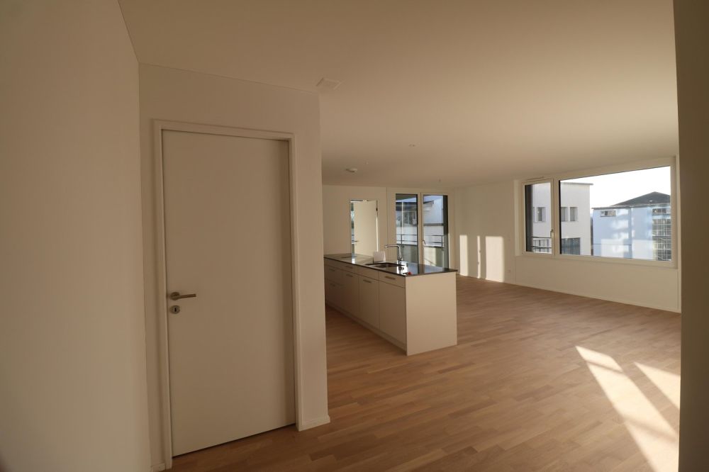 4.5-Zimmerwohnung im Herzen von Neuhausen - Bild 4