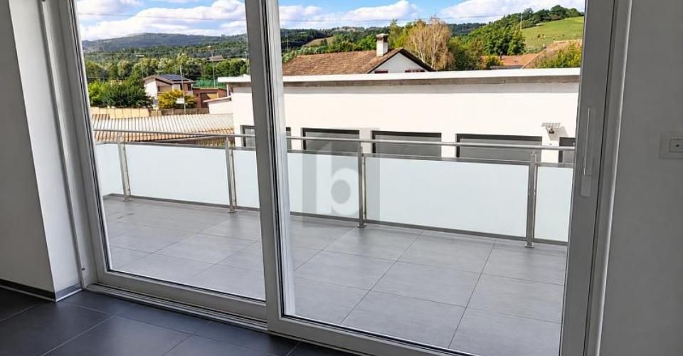 EXCLUSIF, LUMINEUX AVEC BALCON - Attique 5.5 pièces - image - 4