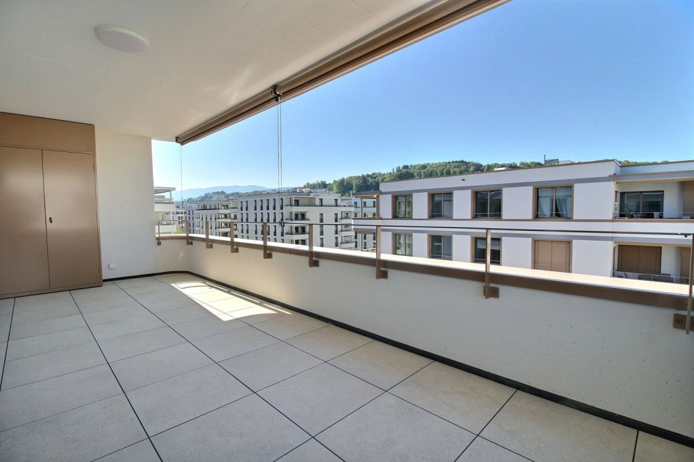 Exceptionnel appartement de 4.5 pièces à louer à Marly ! - Balcon
