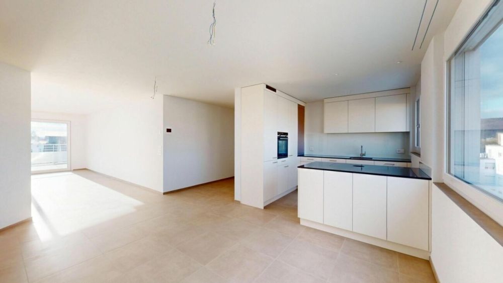 Moderne 4.5-Zimmerwohnung mit 21 m² Terrassenfläche - Bild 2