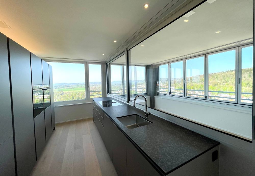 Exklusive 4.5 Zimmer Wohnung im Rhyfall Tower mit Rheinblick - Bild 1