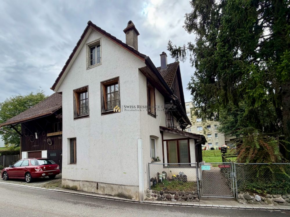 Einzigartige Investitionschance an bester Lage: 10-Zimmer-Bauernhaus - Bild 2