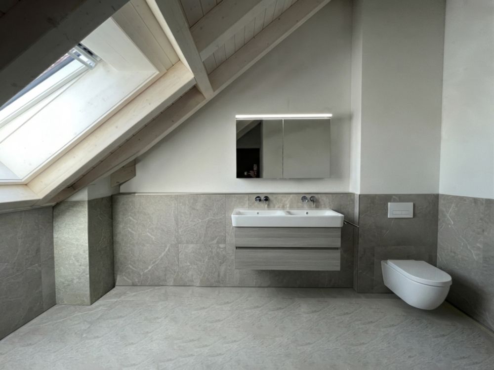 Neubau-Loftwohnung mit Aussicht, Ruhe und Komfort - Ensuite-Badezimmer