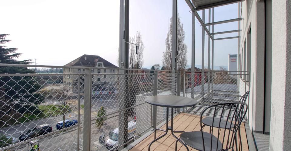Coliving Designed for Focus, Community, and Comfort in Renens - Chambre 1.5 pièces - image - 10