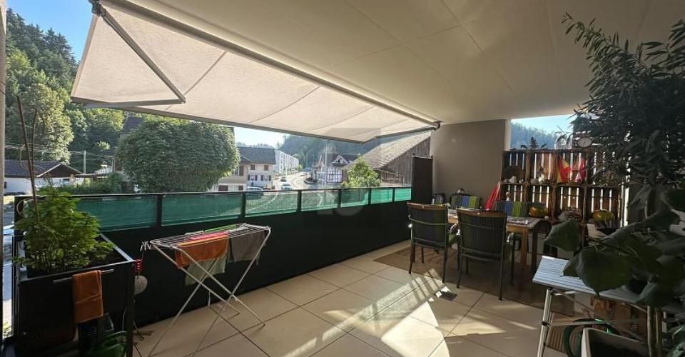 GROSSZÜGIG, MODERN UND FAMILIENFREUNDLICH - Appartement 5.5 pièces - image - 1