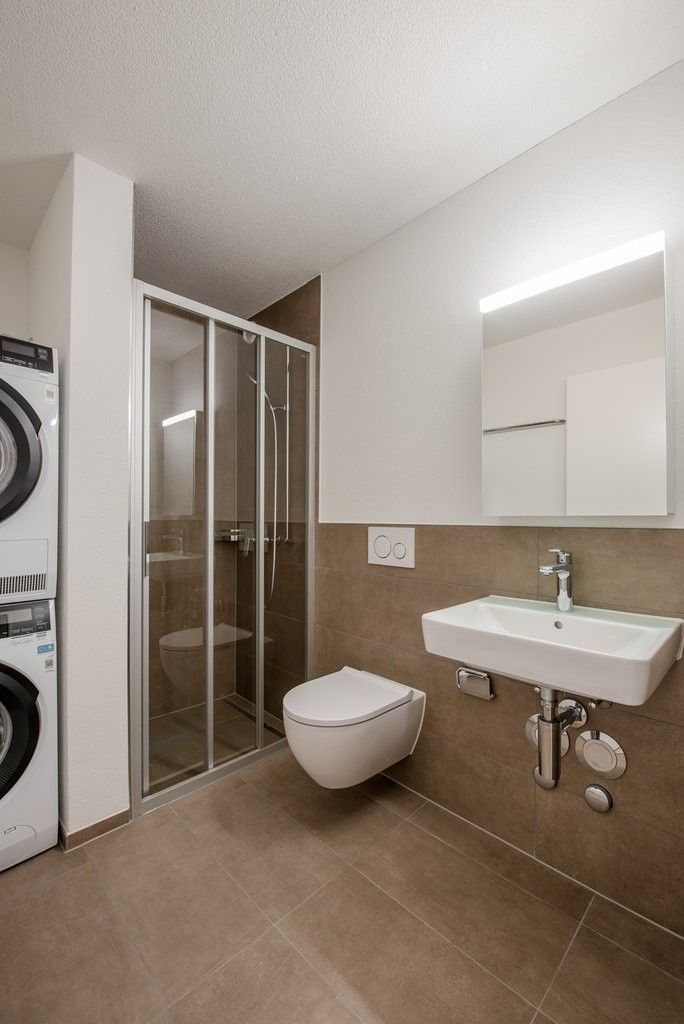 ERSTBEZUG - Moderne, renovierte Wohnungen für Paare und Einzelpersonen - Nasszelle