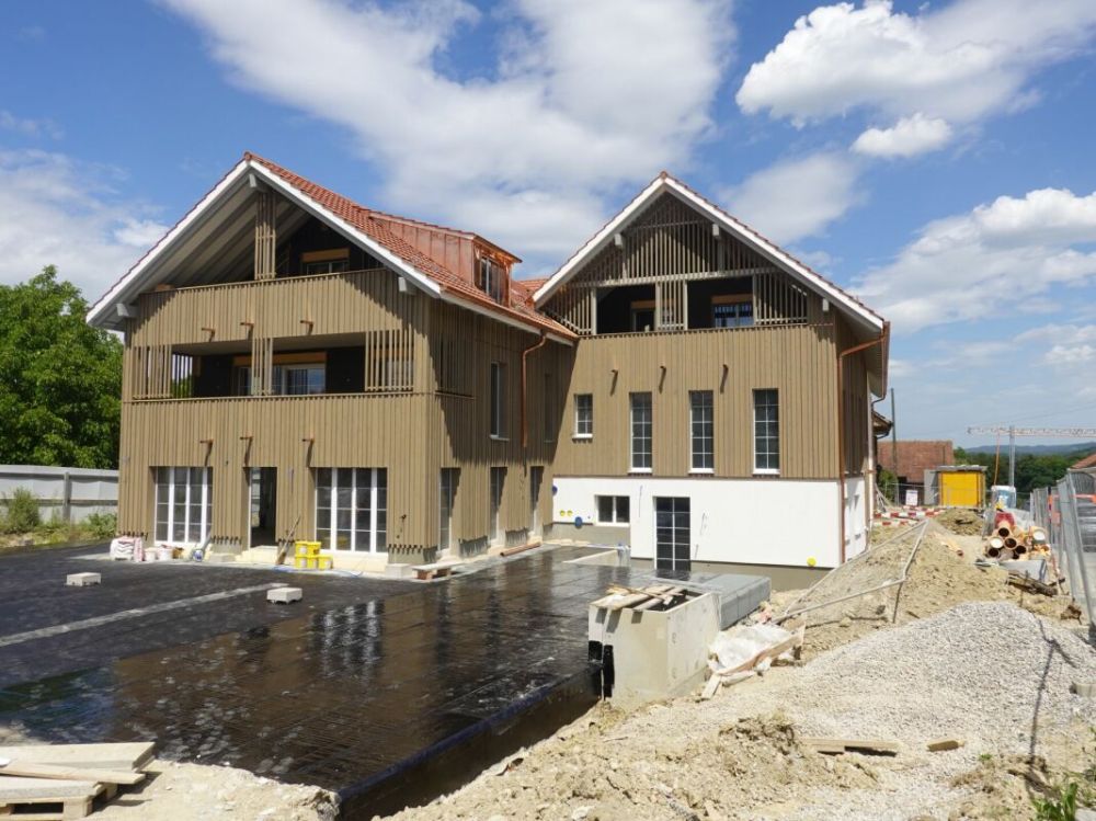Erstvermietung - moderne 2.5-Zimmer-Wohnung an ländlicher Lage - Bild 1