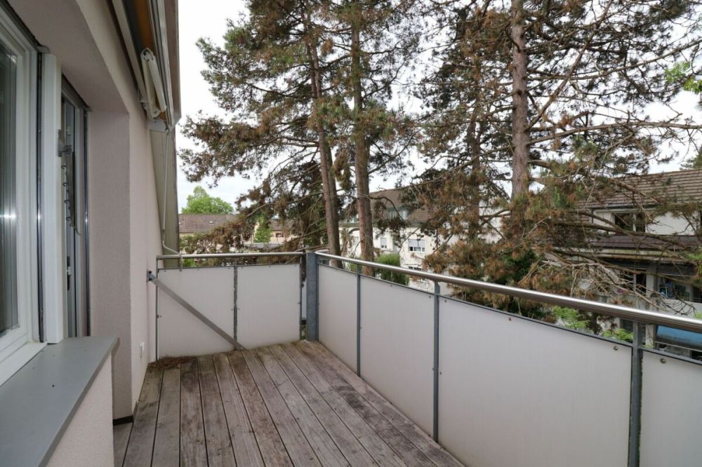Erstvermietung nach Teilsanierung - moderne 2 1/2-Zimmer-Dachwohnung in Nähe Wenkenpark - Bild 11