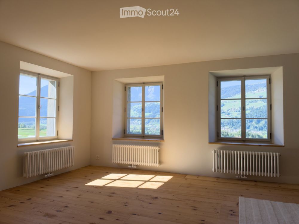 Hochwertige 5-Zimmer-Maisonettewohnung im historischen Haus im Domleschg (Erstbezug) - Bild 7