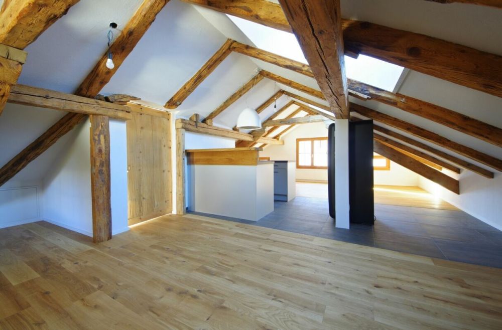 2.5-ZIMMER - DACHWOHNUNG - ERSTVERMIETUNG - Bild 1