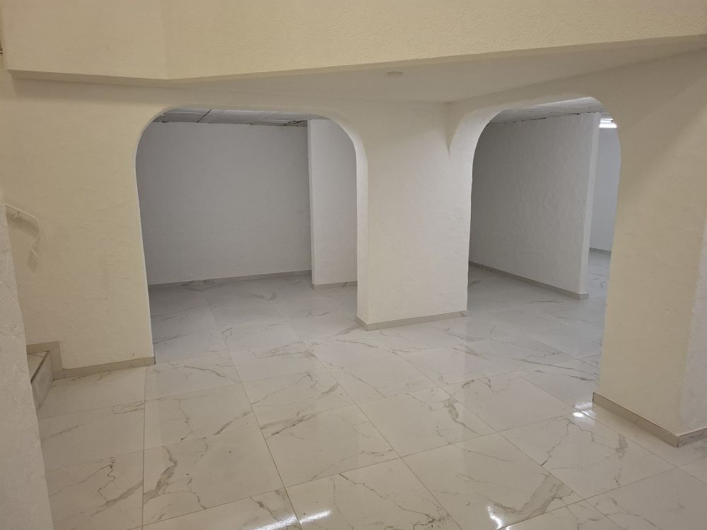 Wohnung Studio/Büro - UG