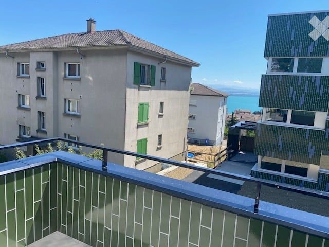 Appartement neuf de 2.5 pièces avec deux balcons à Peseux/NE, parking inclus. - Bild 10