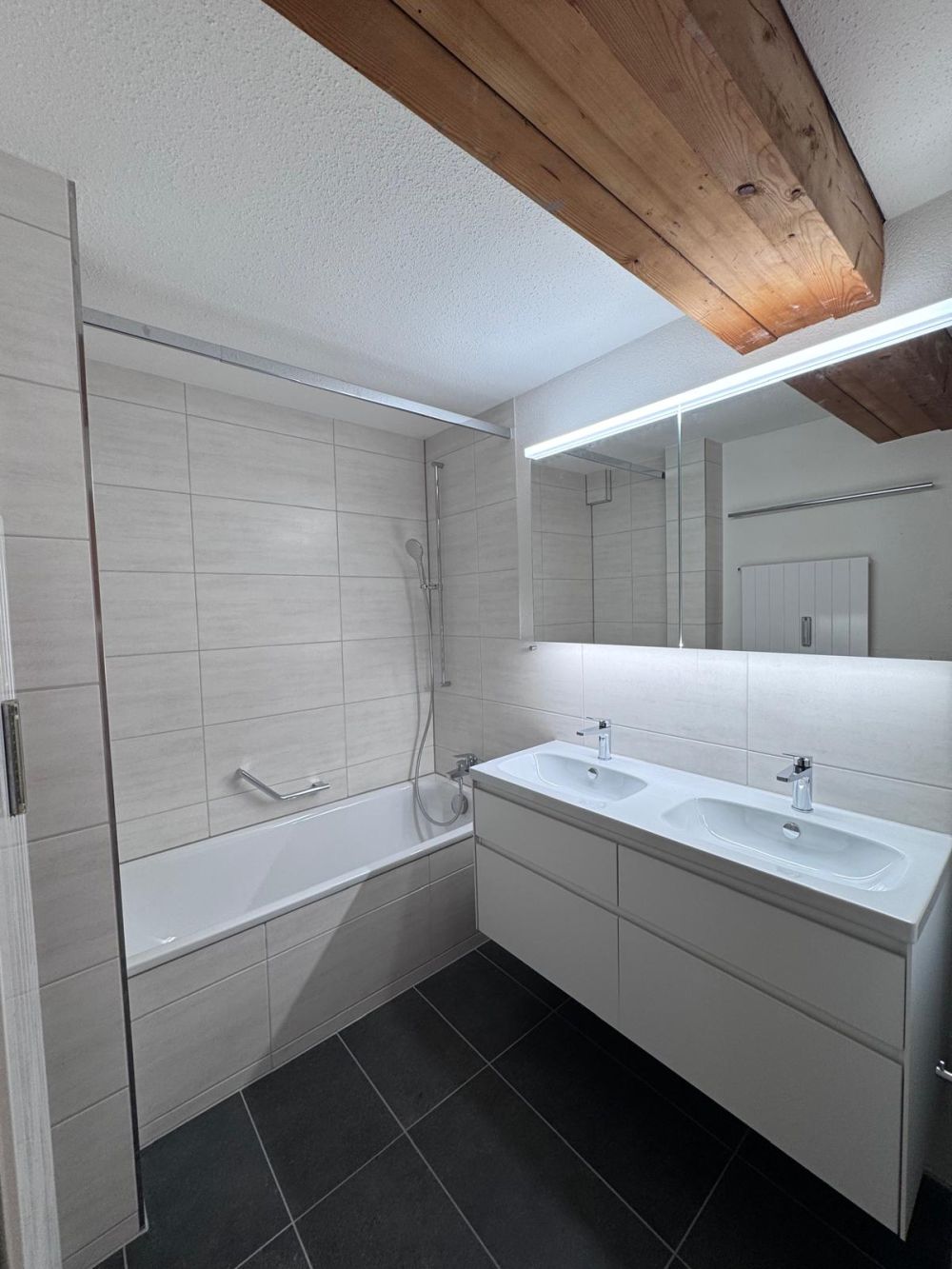 neu renovierte, stilvolle Maisonette-Wohnung im Dorfkern Tägerwilen - Bild 4