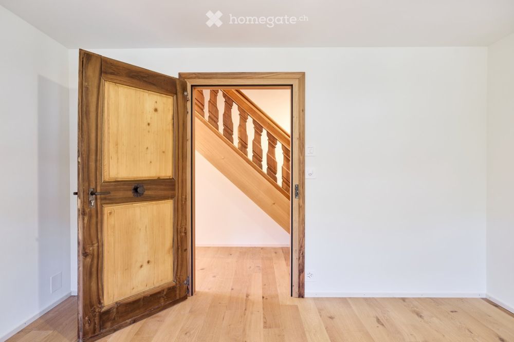 Historische 5.5-Zimmer-Maisonette-Wohnung mit Charme in Seewen SZ - Bild 7