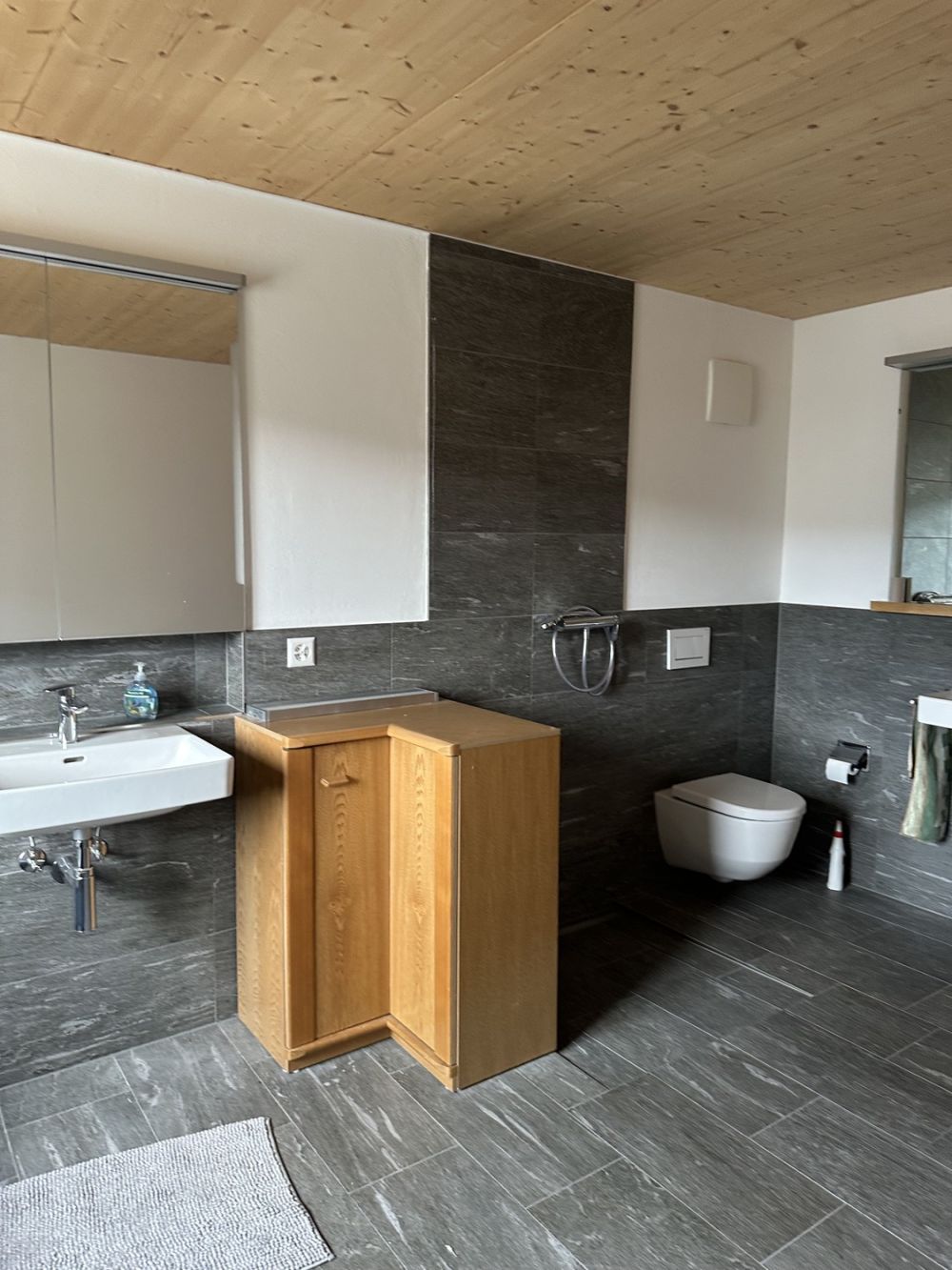 Einzigartiges Loft-Haus mit Dachterrasse und historischem Charme - Bild 9