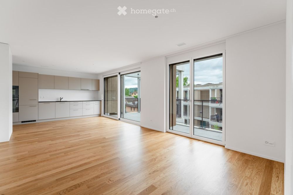 Attikawohnung mit 2.5 Zimmer, zentral - modern - neuwertig - Ausbaustandard wie Eigentumswohnung - Bild 1