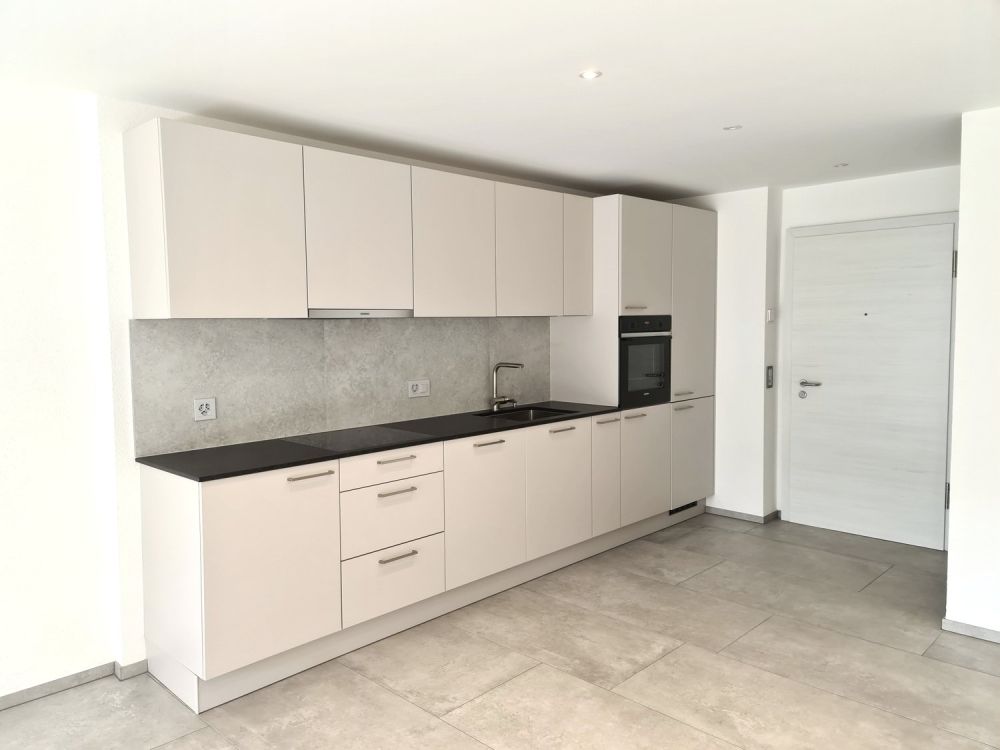A louer magnifique appart. de 2,5 pièces dans immeuble comme neuf avec place de parc dans le garage - Bild 2