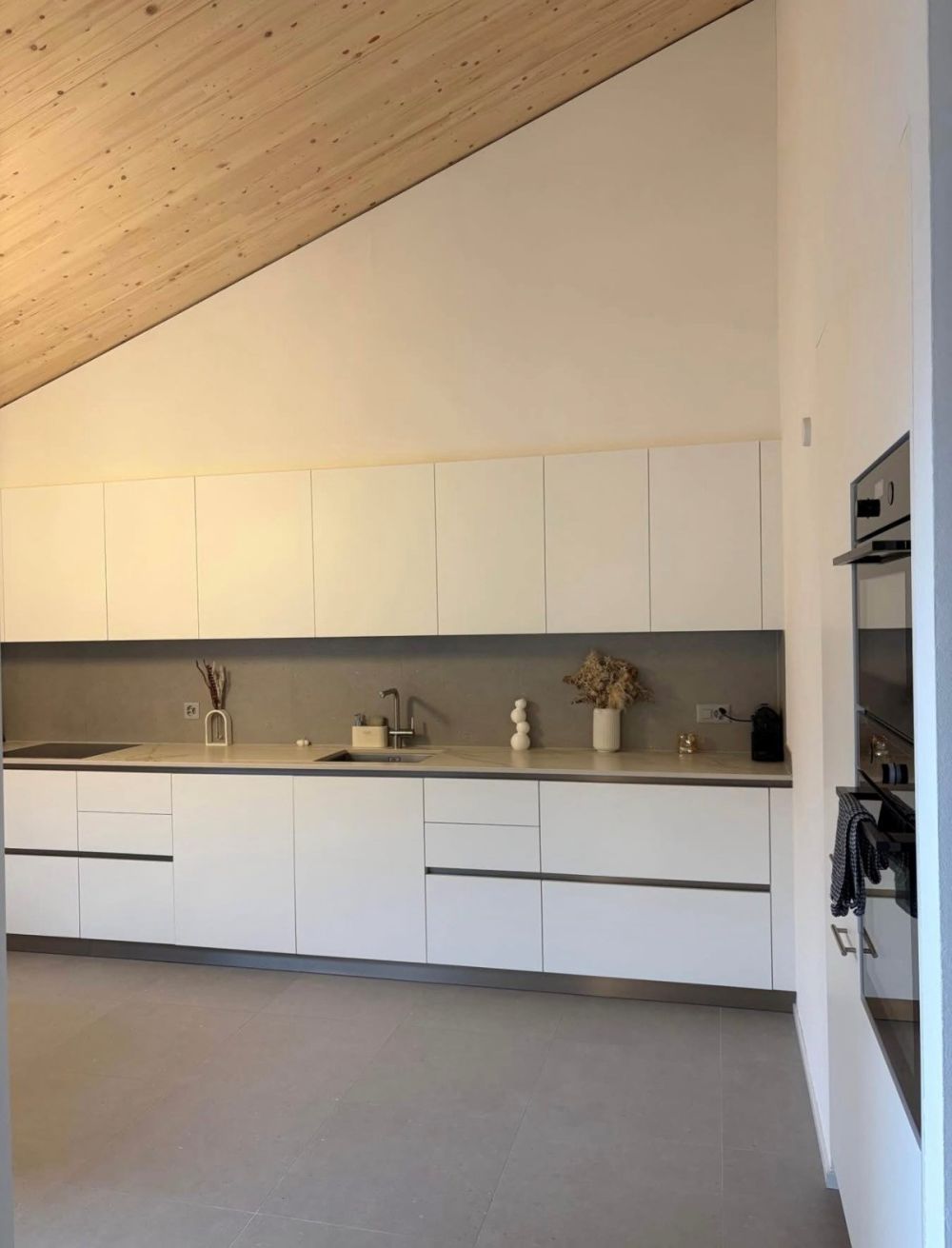 Magnifique appartement en attique de 3 pièces avec balcon à Fully - Bild 2